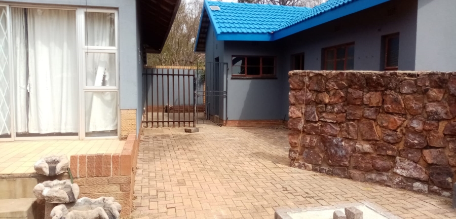 3 Bedroom Property for Sale in Songloed North West